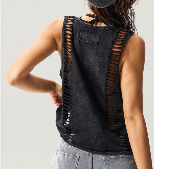 Mineral Wash Black Cut out Detail Sleeveless Tank Top - Picture 3 of 6